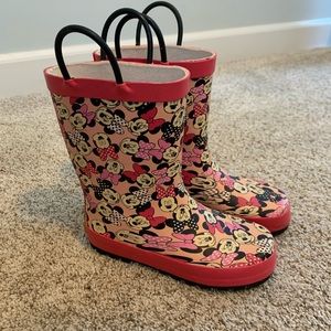 Minnie Mouse boots